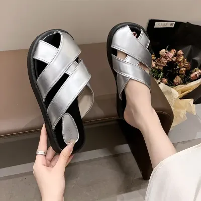 SLIPPERS FOR WOMEN